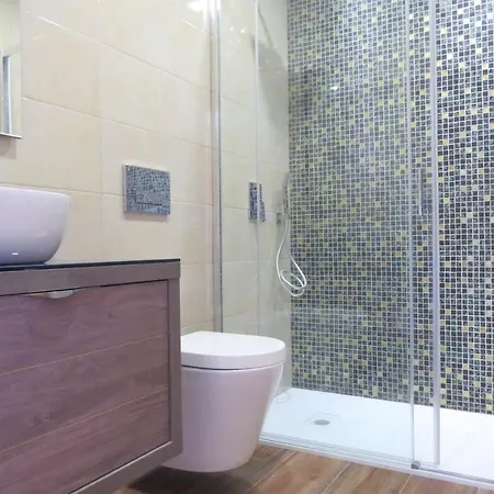 Bed & Breakfast Casa Miradouro 4*