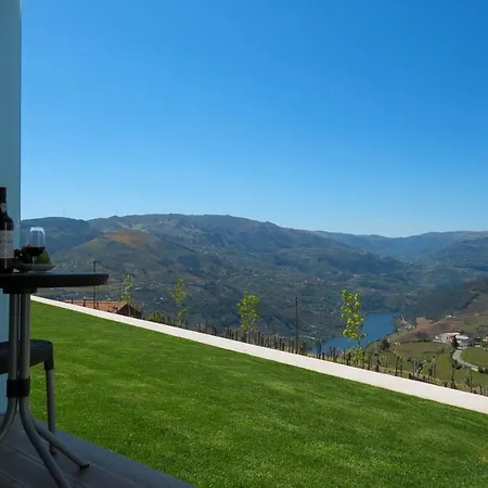 Casa Miradouro Bed & Breakfast