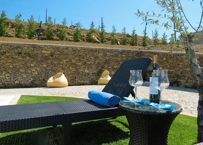 Casa Miradouro Bed & Breakfast